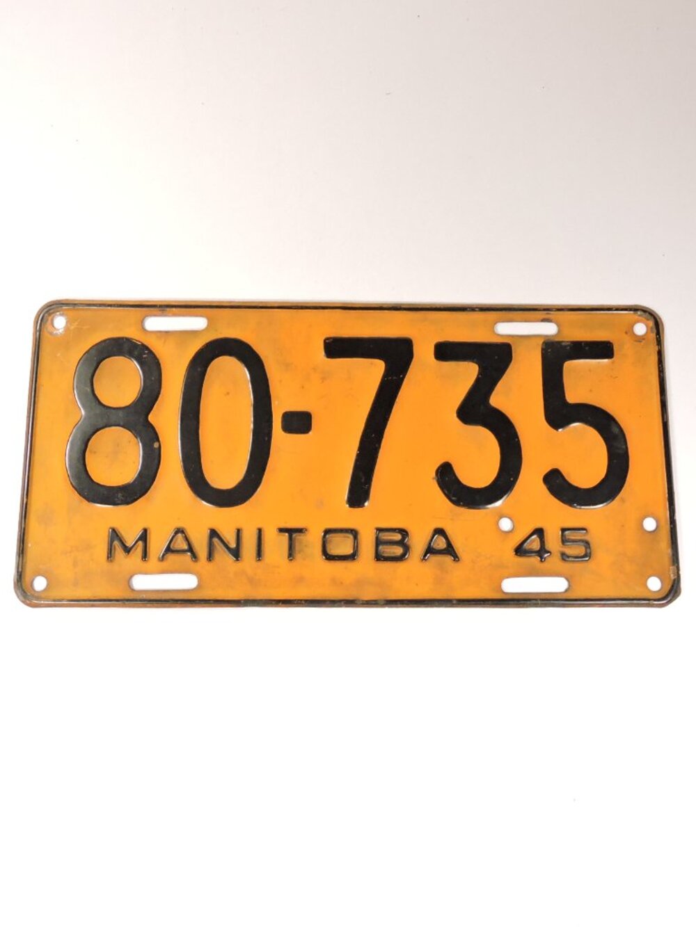 Vintage Manitoba 1945 Licence Plate - Very Good Condition